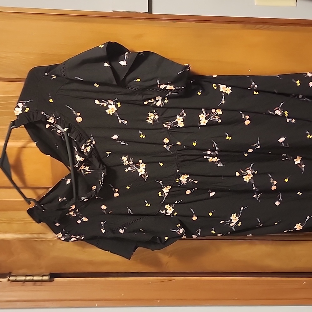 Short sleeve shirt